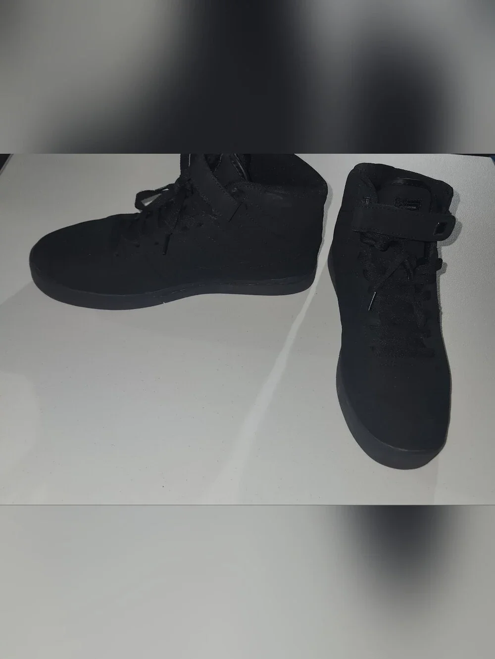Men's Fila Vulc 3 Size 9.5